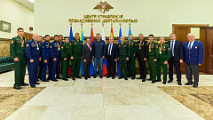 В Национальном центре управления обороной наградили параспортсменов сборной ВС РФ